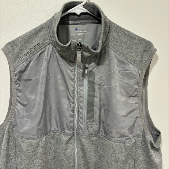 Vineyard Vines Men’s Fairhaven Vest Golf Gray Camo OTG Performance Zip Up Sport - Picture 6 of 11